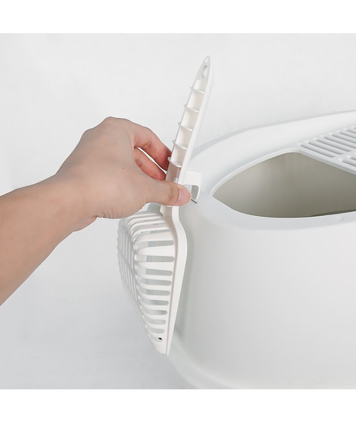 Closed Plastic Cat Litter Box